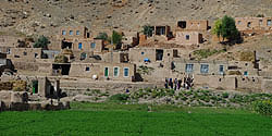 Dorf nördlich von Qarah Ziya' ad Din