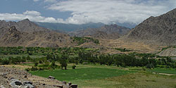 Flussaue des Arax und die Berge Armeniens