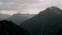 Valle di Pertüs und Pizzo Rüscada